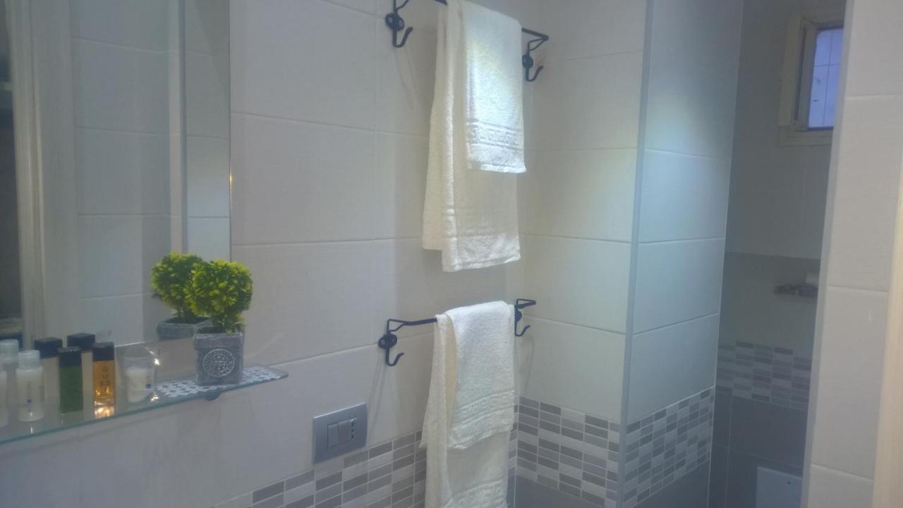 نابولي B&B Andrew المظهر الخارجي الصورة